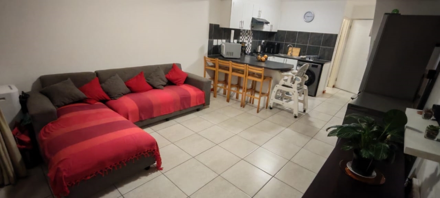 2 Bedroom Property for Sale in Stratford Green Western Cape